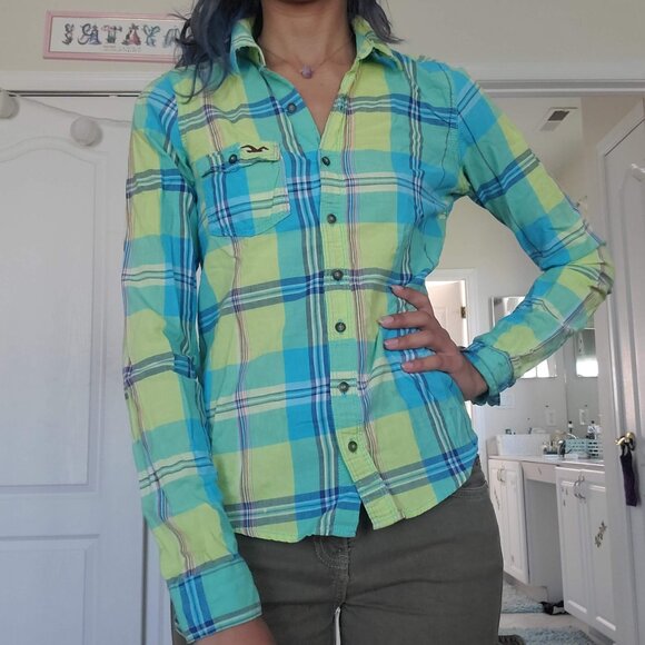 green and blue checkered soft cotton long sleeve button down shirt - Picture 1 of 4